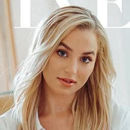 blake blossom step sister wants your seed .